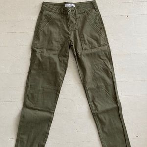 Francesca’s army green cute pants
